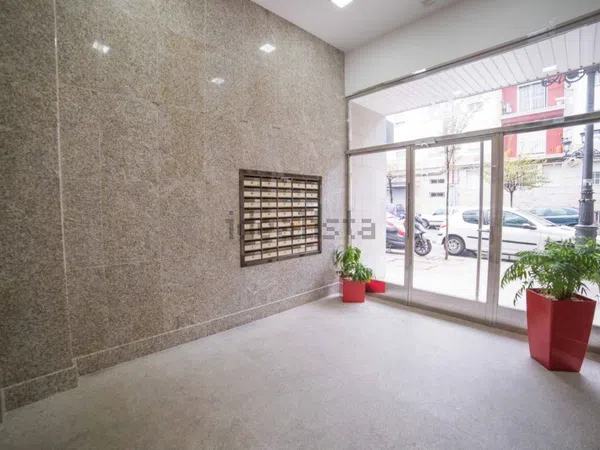 Piso en Calle do Conde de Torrecedeira, 23, Berbés - Peritos - Foto 4