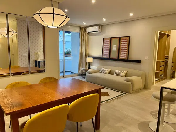 Piso en calle de Canillas, 5