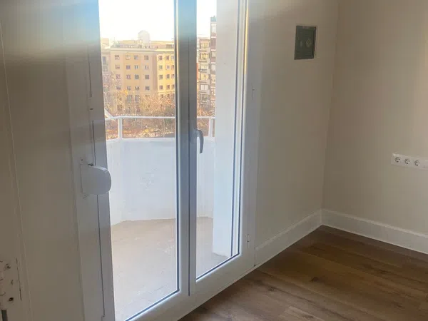 Piso en Calle de Lepant, El Fort Pienc - Foto 3
