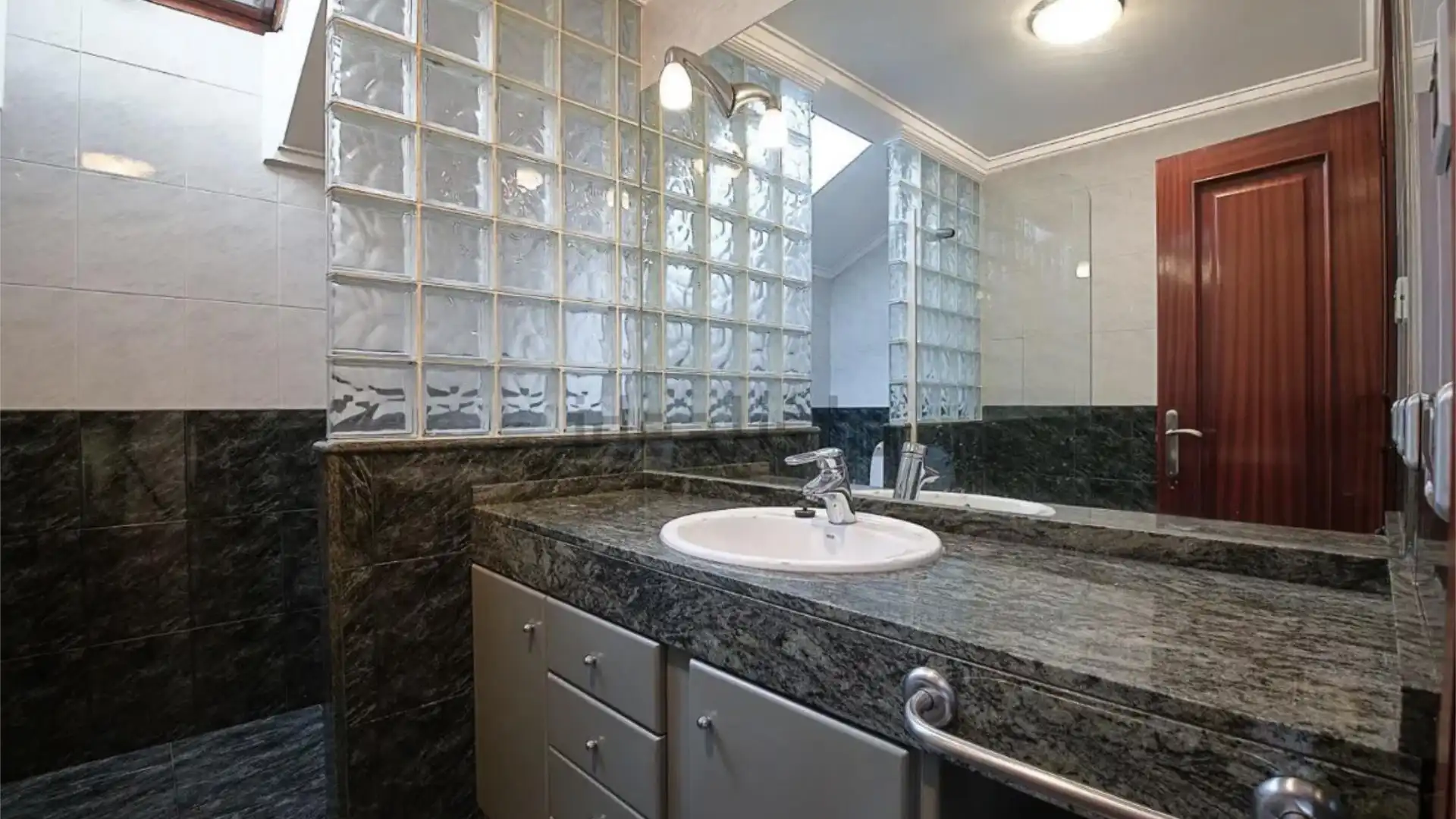 Chalet en Oviedo - Foto 19