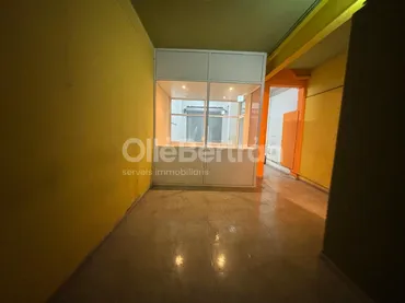 Local comercial en  de Barcelona - Foto 1