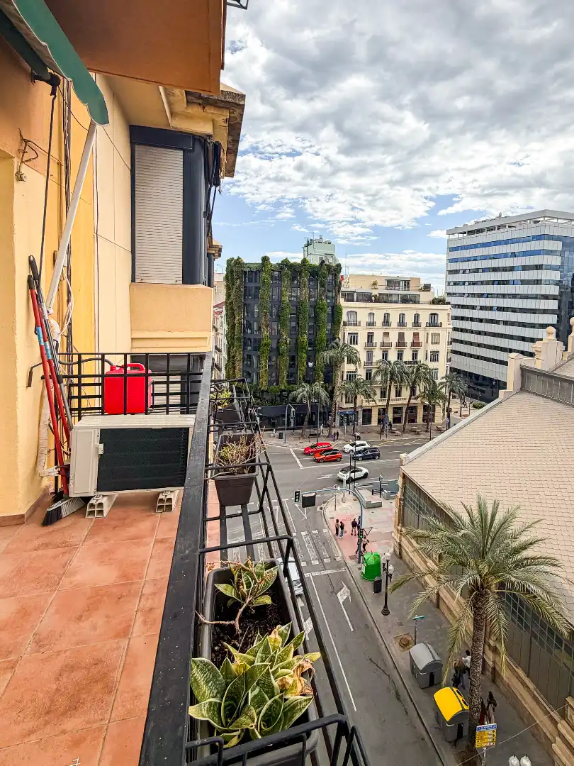 Piso en  Carrer Calderón de la Barca - Foto 4