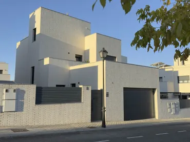 Chalet en  Calle de Melilla 33 - Foto 4