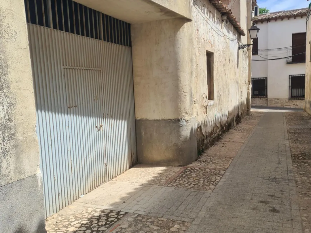 Casa adosada en  Calle de Contreras 15 - Foto 2