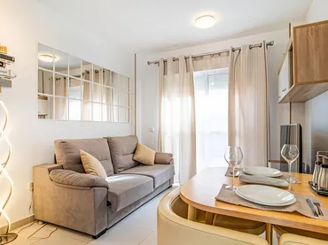 Apartamento en  Avenida Juan Sebastián Elcano 3 - Foto 2