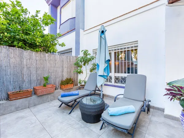 Chalet adosado en Avenida Virgen del Rocío, 20 /22 - Foto 27