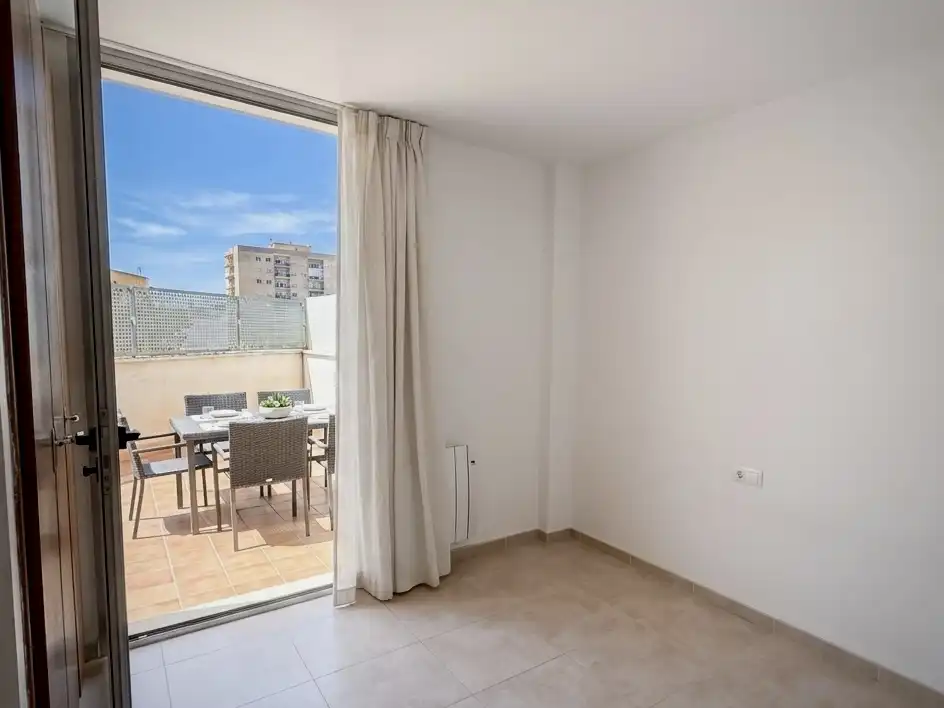 Piso en  Carrer de Morlà 15 - Foto 4