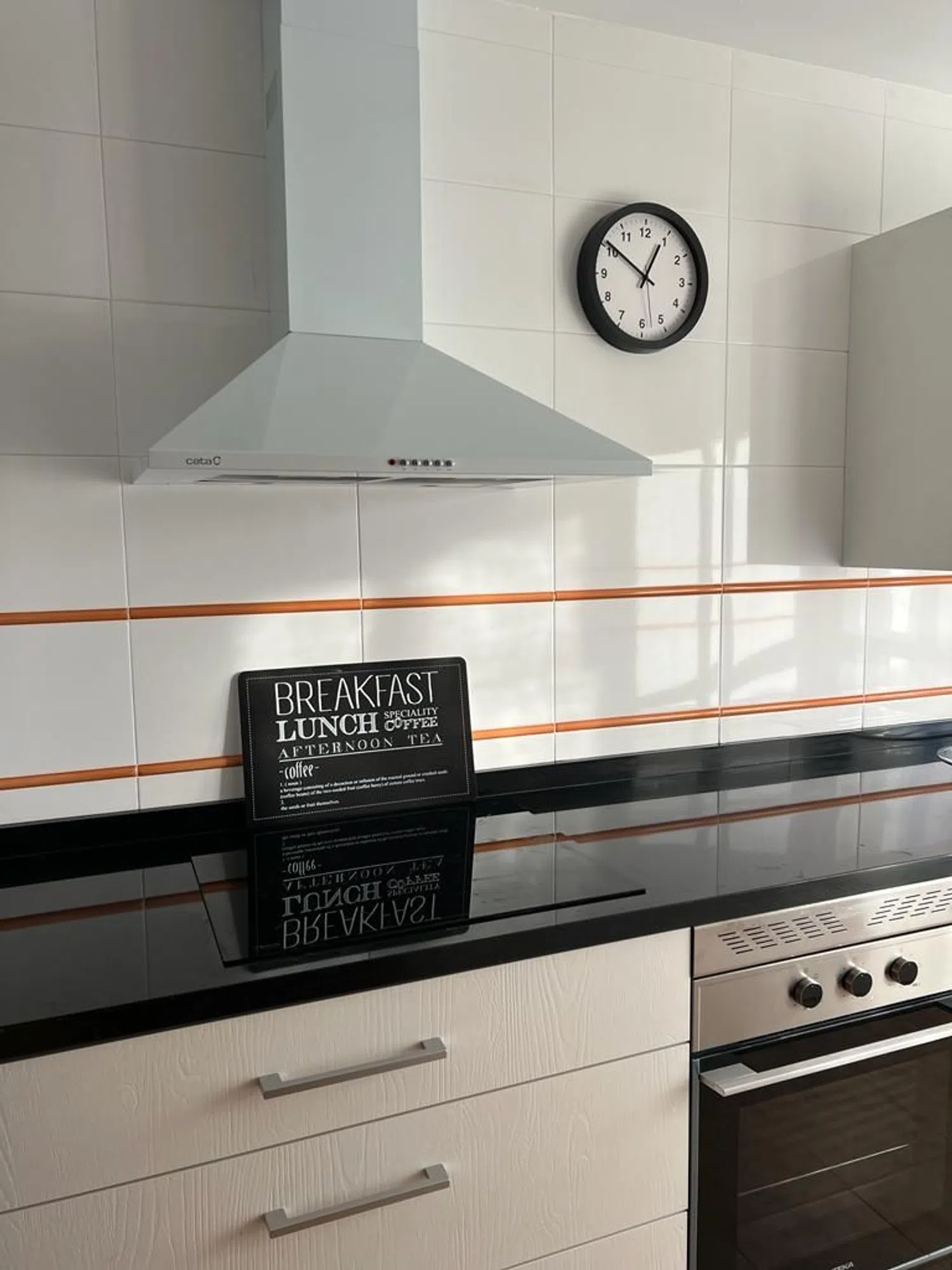 Estudio en plaza de Santa Marina, 1 - Foto 1