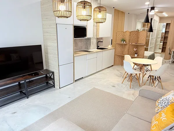 Estudio en calle del Cardenal Silíceo, 19 - Foto 3