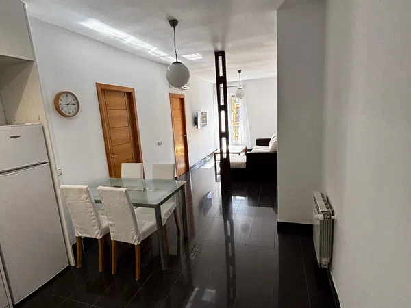 Piso en calle de Ibiza, 13