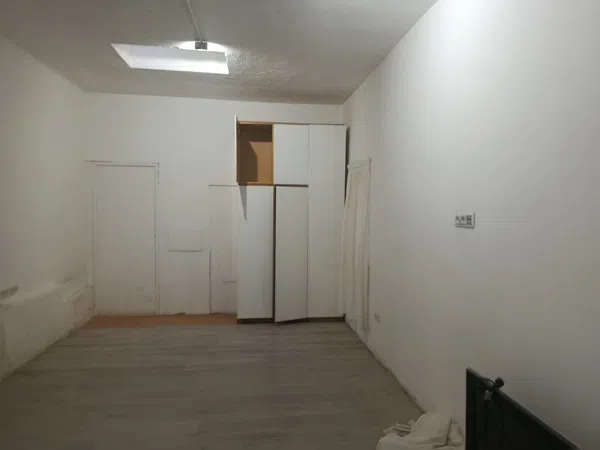 Local en Calle de València, El Camp de l'Arpa del Clot - Foto 4