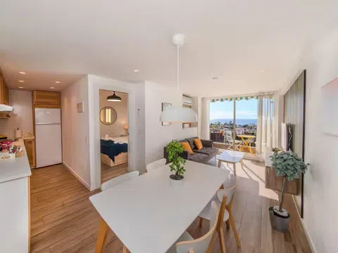 Piso en avenida Cánovas del Castillo, 40