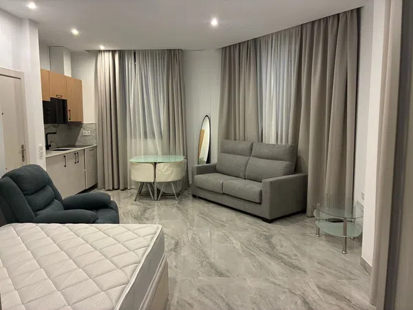 Estudio en calle Blas de Lezo, 23