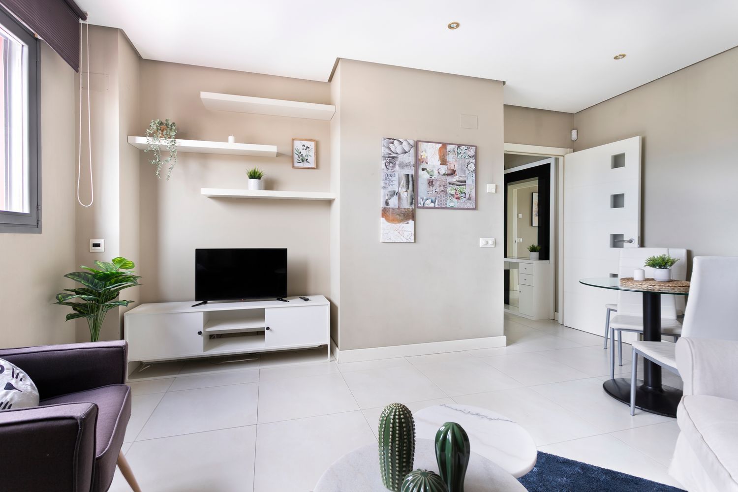 Piso en calle de Ana de Austria, 101 -111 - Foto 3