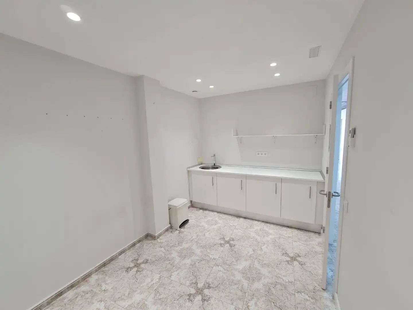 Local comercial en  Carrer Jacint Verdaguer 32 - Foto 41
