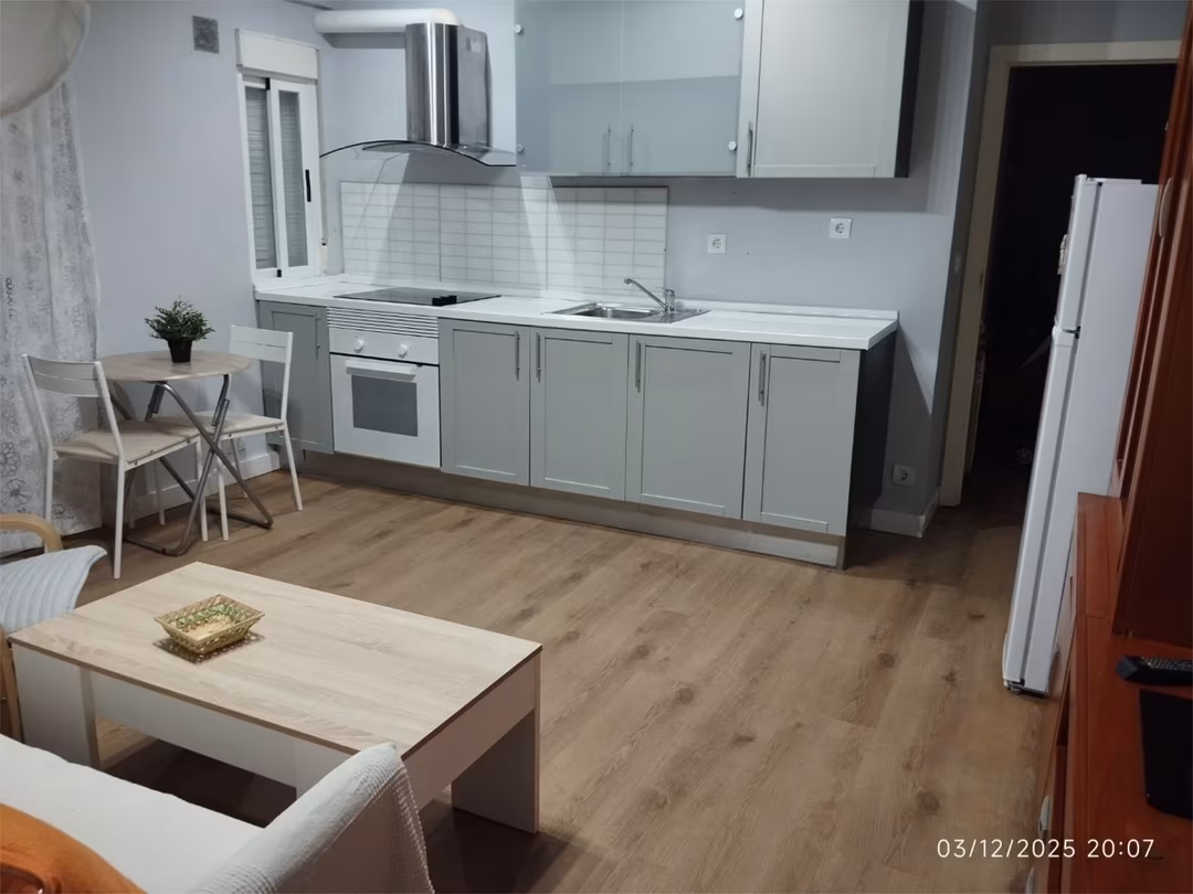 Piso en  Calle Vía Carpetana 195 - Foto 2