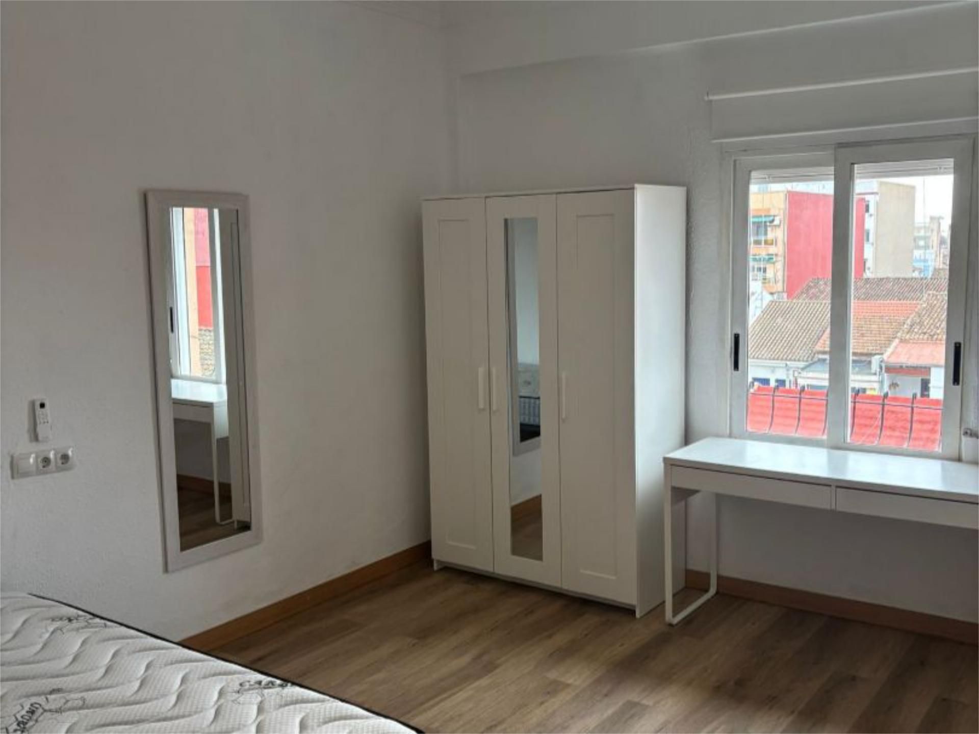 Piso en  Carrer de Vicent Ballester 14 - Foto 7