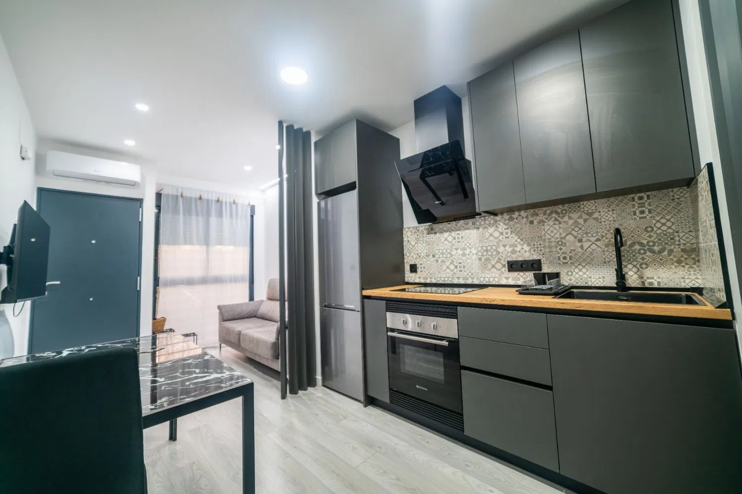 Estudio en carril de los Herreras y Moreras, 31 - Foto 1