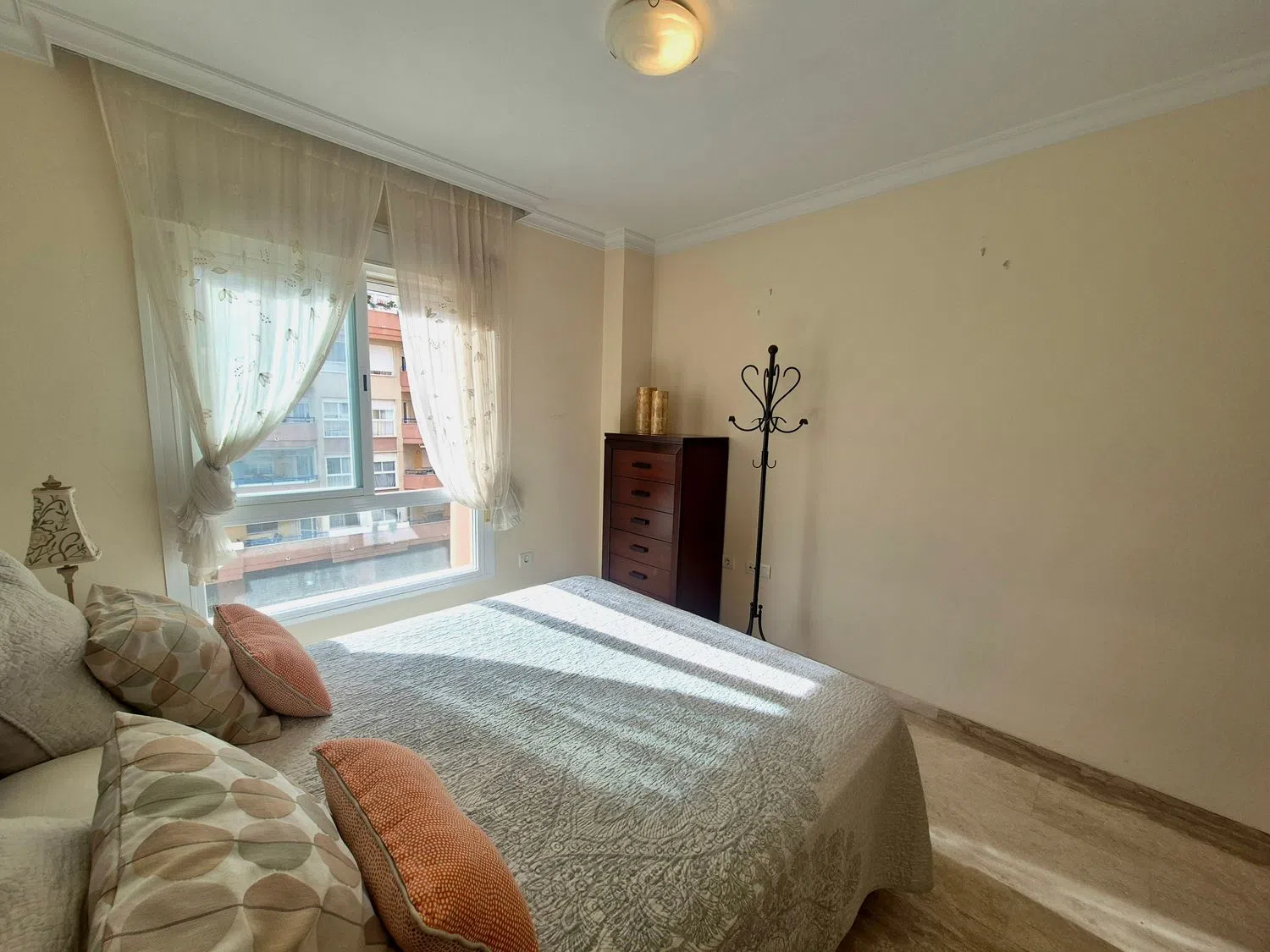 Piso en calle del Jalón, 31 - Foto 5