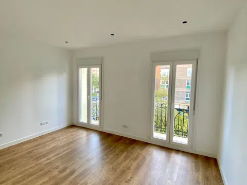 Piso en calle de Antonio López, 137