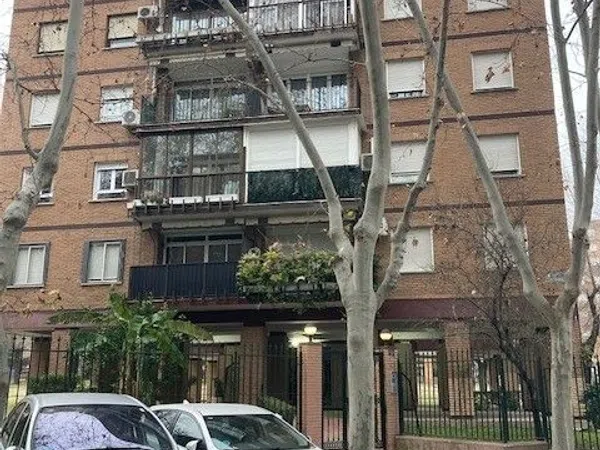 Piso en avenida de Cantabria, 43