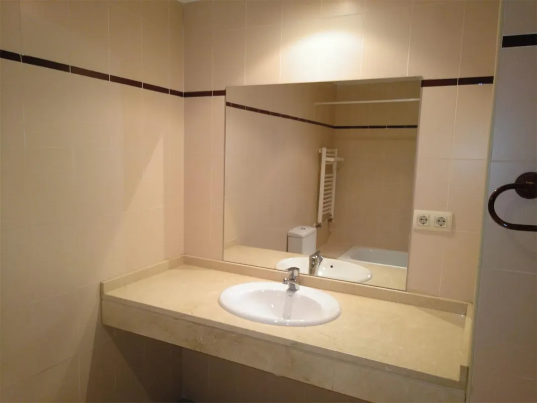 Piso en  Carrer Orenga 50 - Foto 9