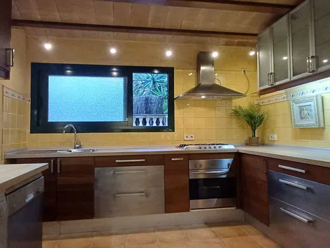 Casa independiente en calle Son Oms, 11