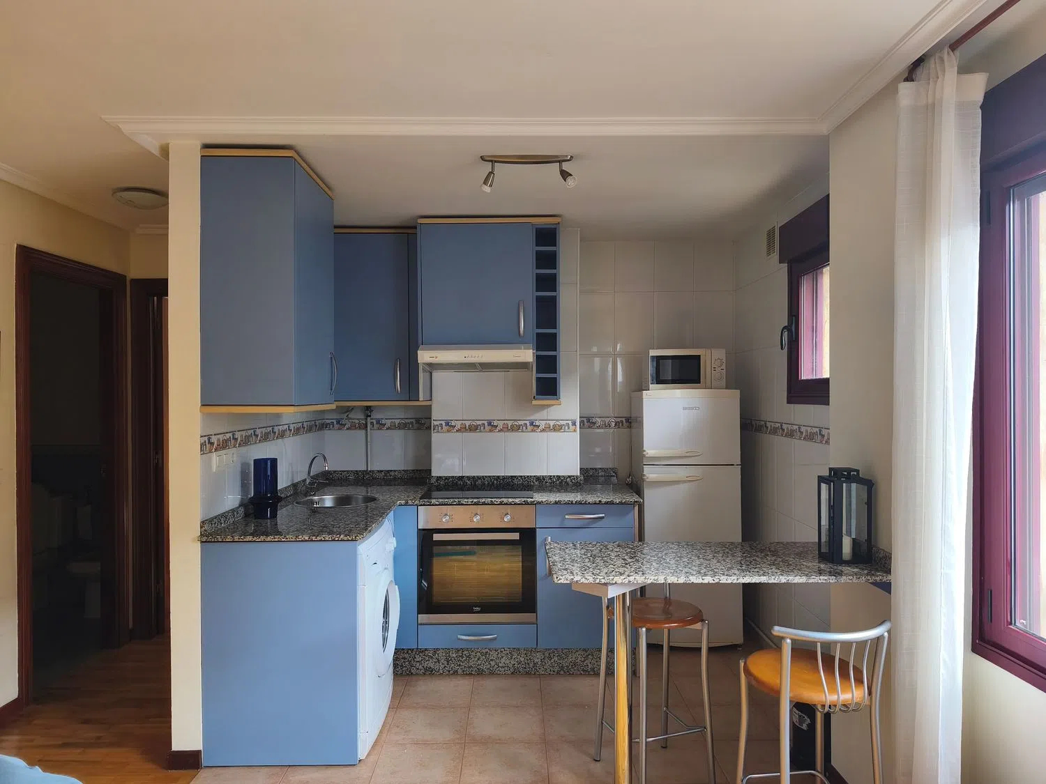 Piso en calle Poetas Gamoneda, 8 - Foto 1