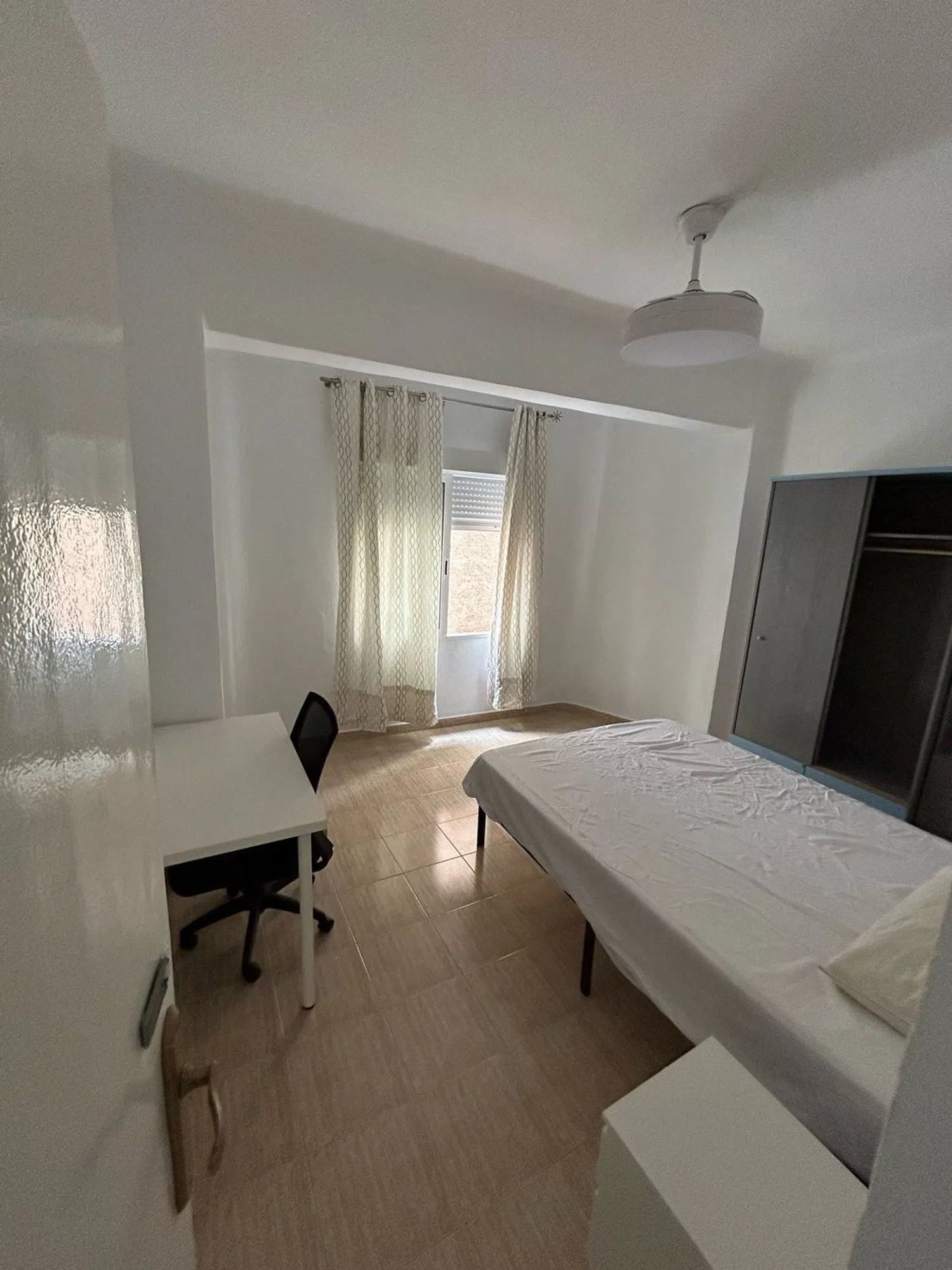 Piso en calle Jovellanos, 1 - Foto 1