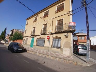 Casa adosada en calle Calle Arroyuelo 2 - Foto 1