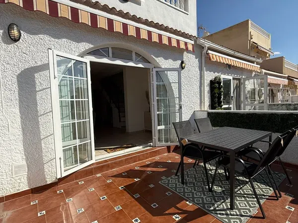 Chalet adosado en Calle Granados, 74, La Siesta - El Salado - Torreta - Foto 16