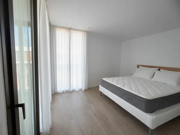 Chalet adosado en Avenida Juan Carlos I - Foto 5