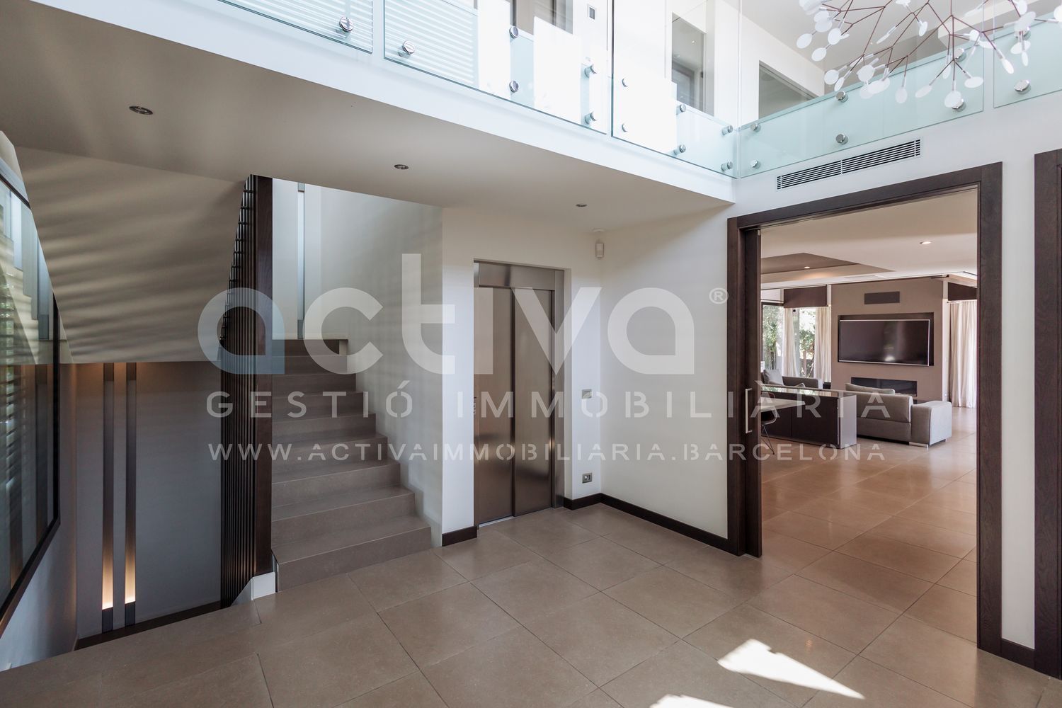 Casa o chalet independiente en Avenida de Jacint Esteva Fontanet, La Miranda - Ciutat Diagonal - Foto 5
