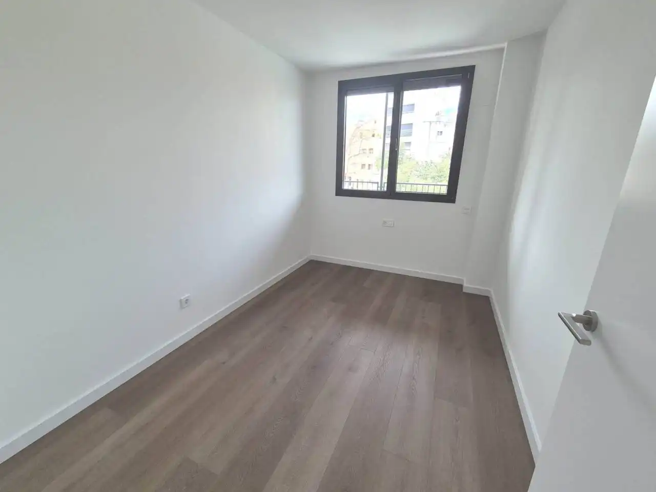 Piso en  Avenida Lloreda - Foto 8