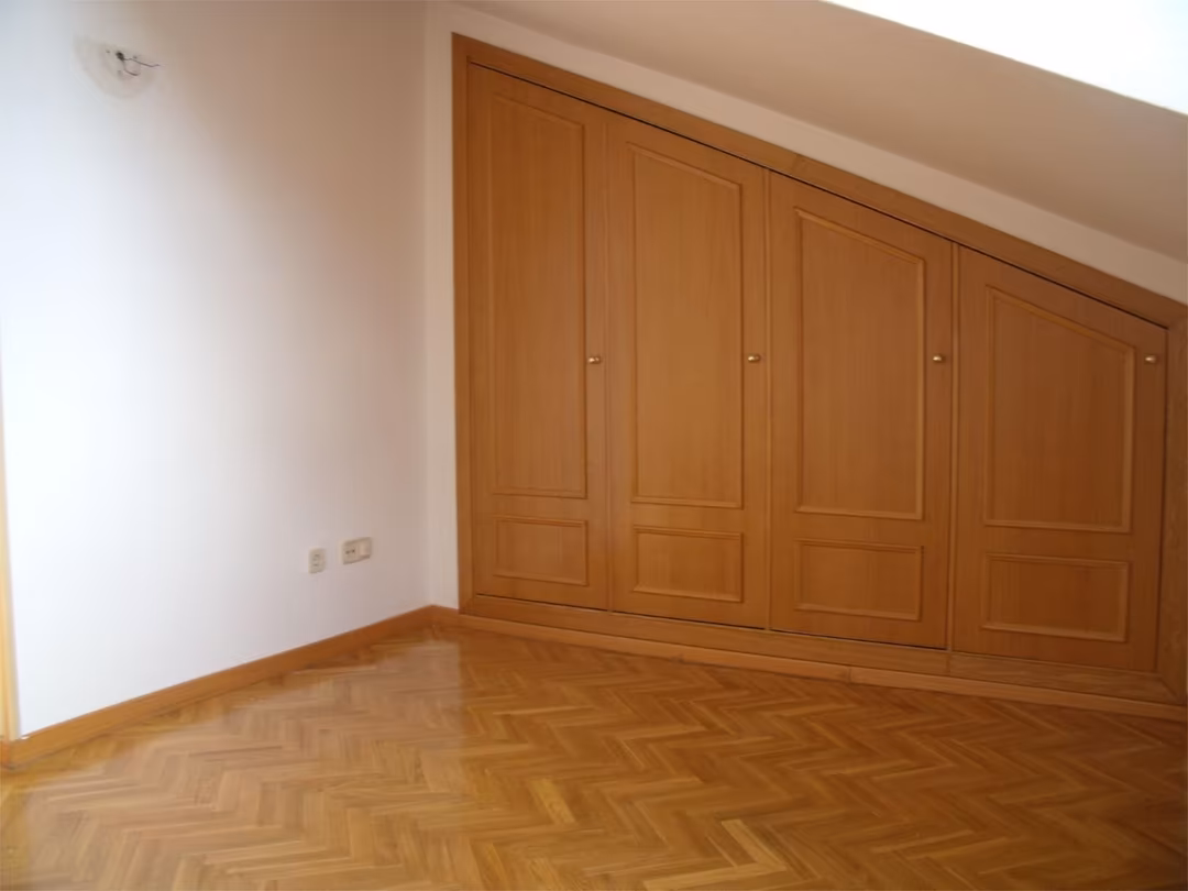 Piso en  Avenida de Honorio Lozano 53 - Foto 33