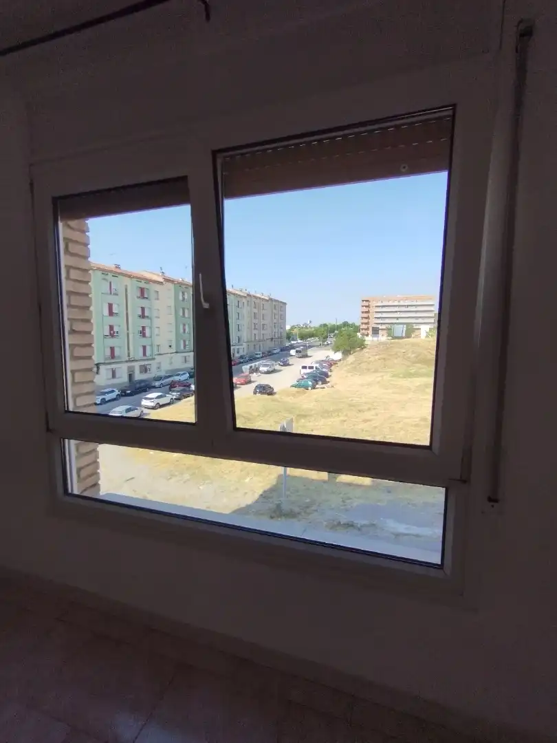 Piso en  Carrer de Sant Blai 28 - Foto 3