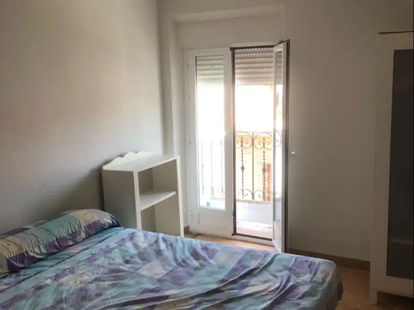 Casa adosada en  Calle Galloso Cirujeda 26 - Foto 7