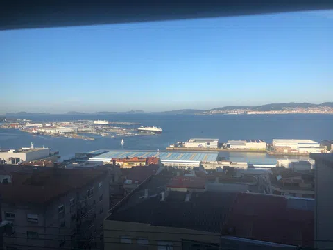 Piso en avenida das Camelias, 16