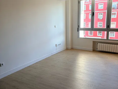 Piso en calle de Francisco Silvela, 27