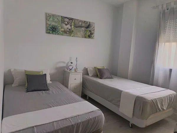 Piso en calle Japón, 23 - Foto 4