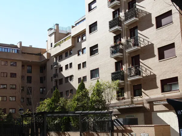 Piso en calle de las Delicias, 28