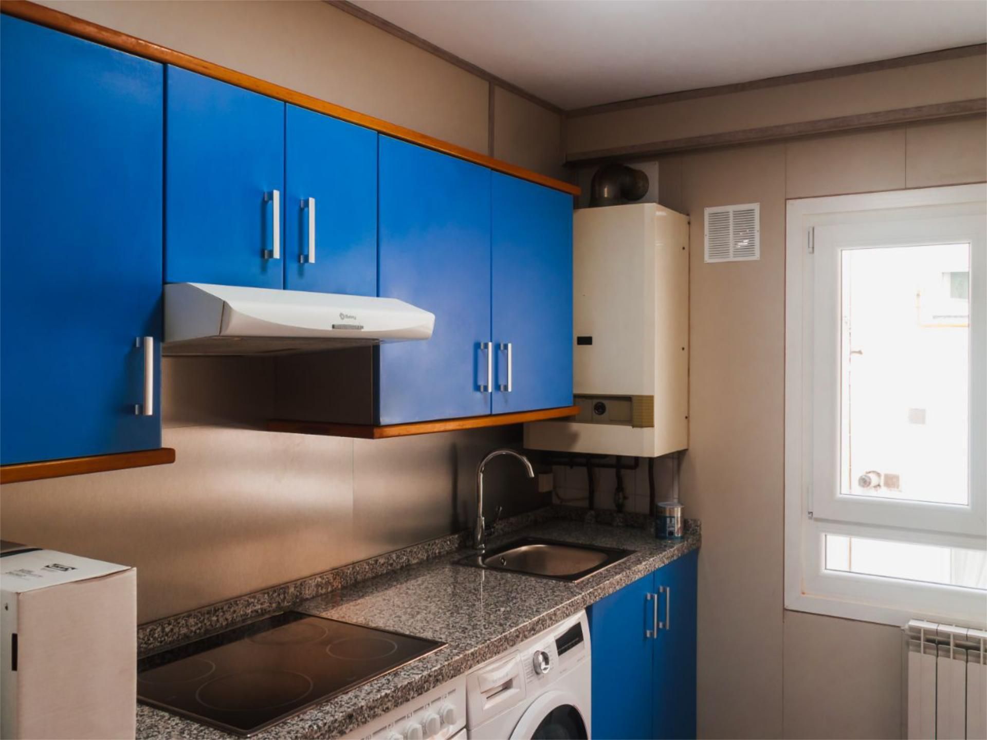 Piso en  Calle Fuertes Acevedo 37 - Foto 8