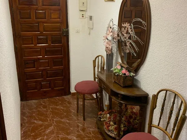 Piso en Calle Fernando el Católico, 8 - Foto 2