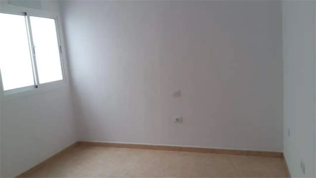 Piso en Almatriche Bajo - Foto 8