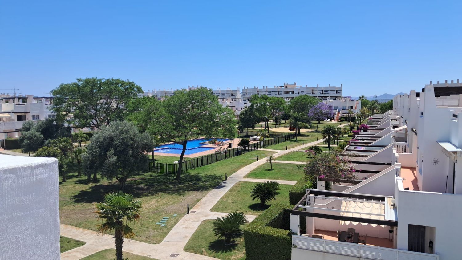 Chalet adosado en Bulevar de los Naranjos, 1 - Foto 4