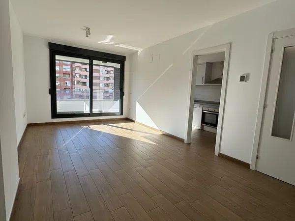 Piso en calle del Riu Nervión, 2