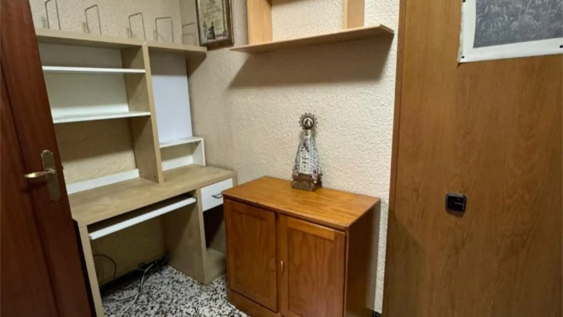 Piso en  Carrer Martín de Torres 18 - Foto 6