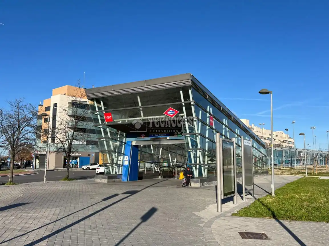 Local comercial en Leganés - Foto 11