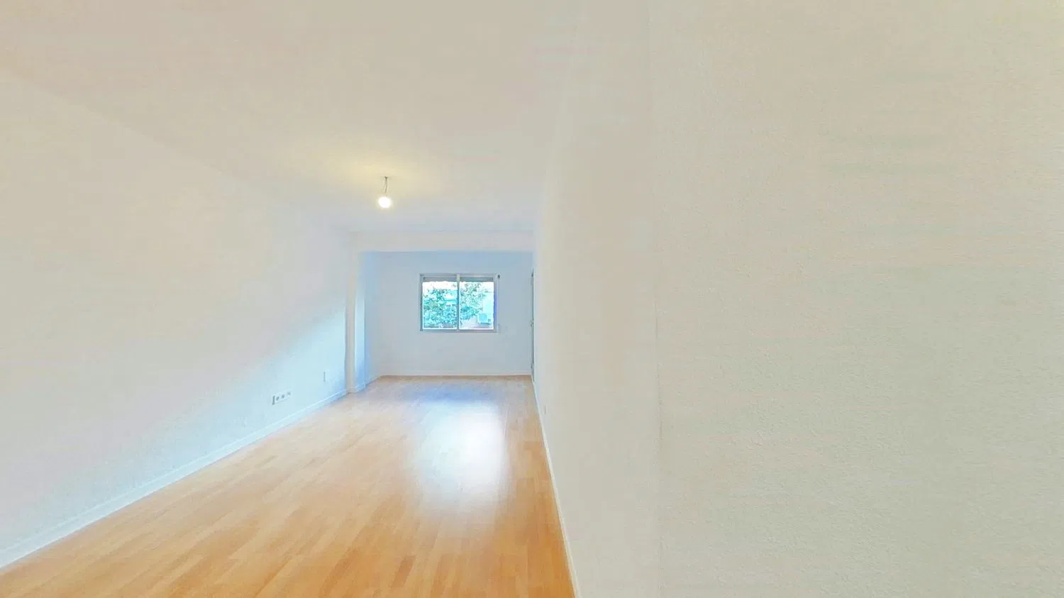 Piso en Reyes Católicos - Foto 4