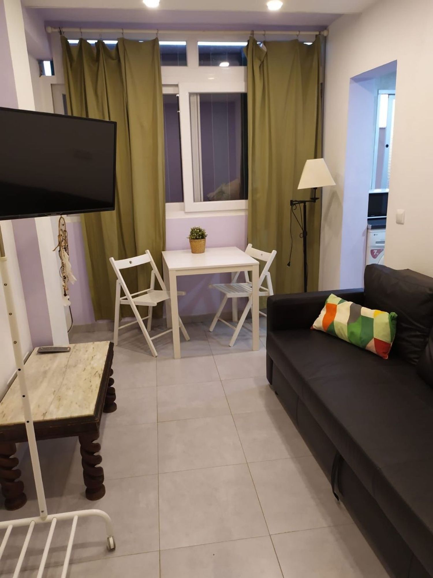 Estudio en calle Capuchinos, 25 - Foto 1